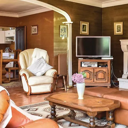 Дом отдыха Stunning In De Bearn W/ 3 Bedrooms *